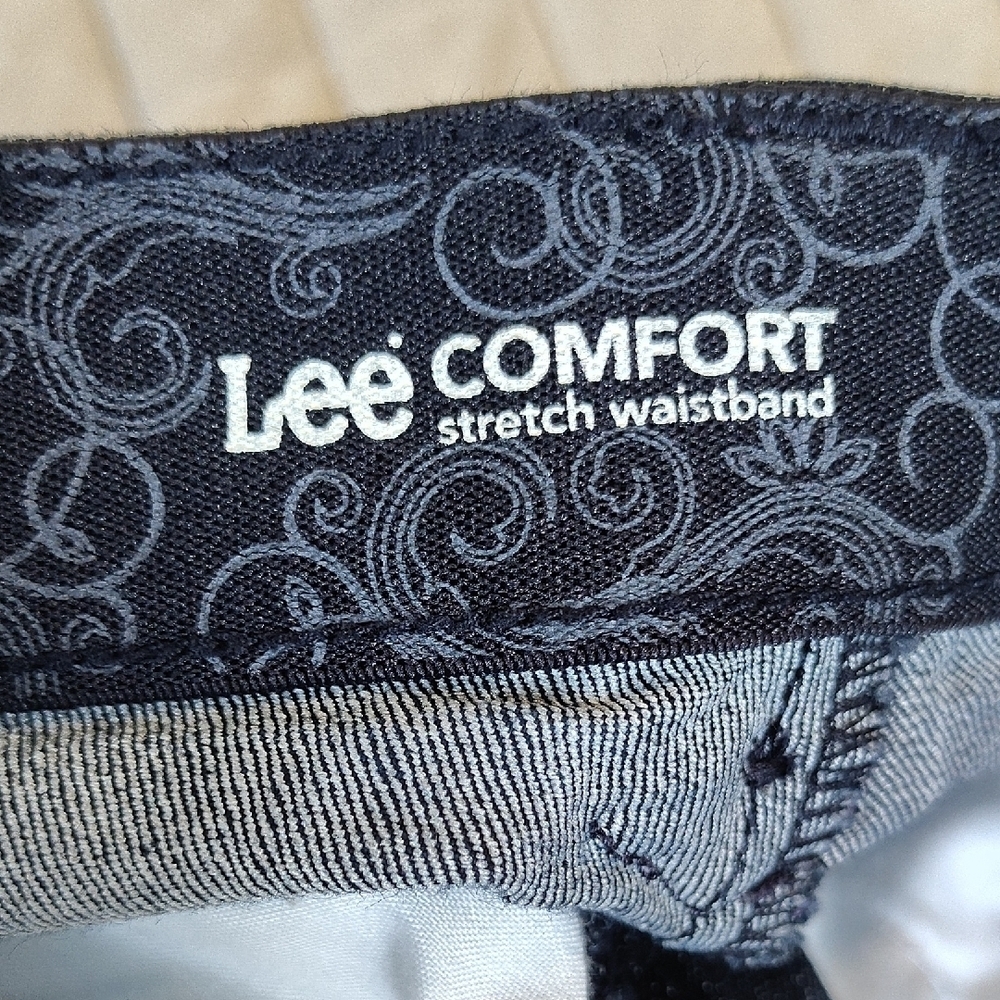 Lee Comfort Stretch Waistband ,Blue Jean Shorts Classic Style - Picture 2 of 8